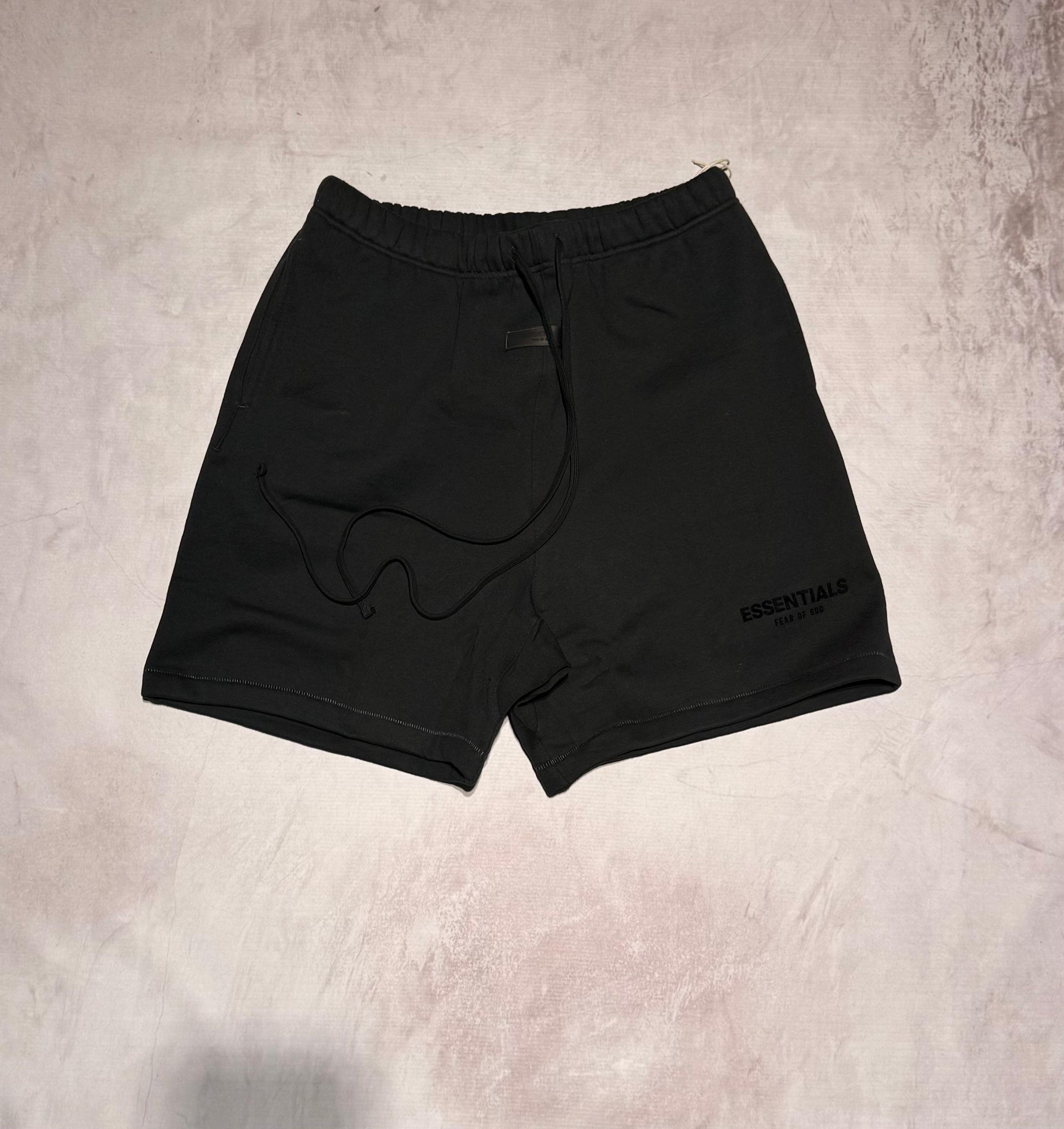 Essetials Short Strech Limo